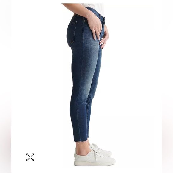 Lucky Jeans - Picture 4 of 6